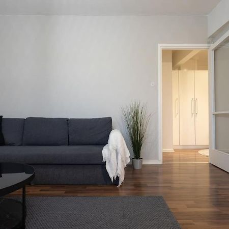 Apartamento Tilava Huoneisto Helsingissa Helsinki Exterior foto